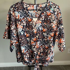 Beautiful NWT Floral Blouse